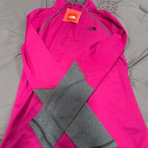 NWT north face quarter zip